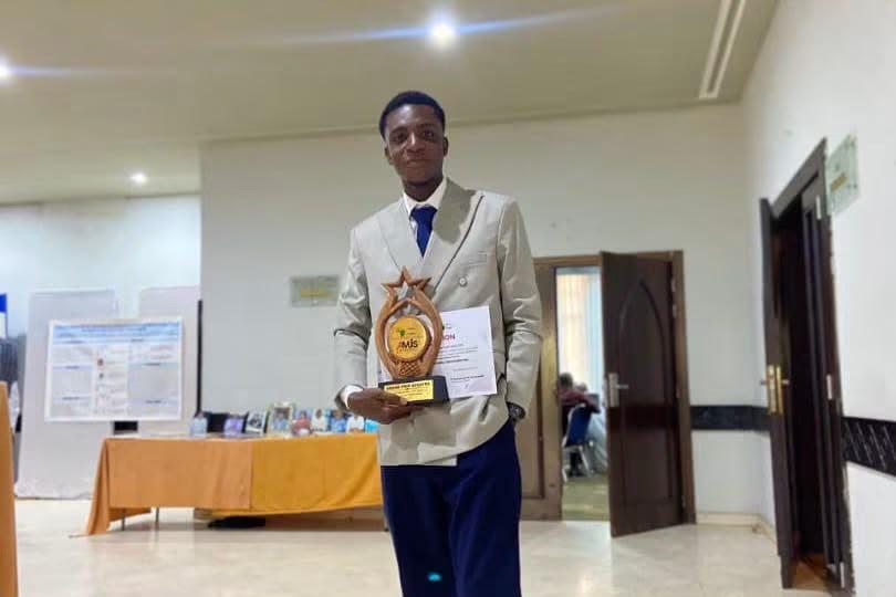 Michel Macouba COULIBALY : « J’ai choisi ISPRIC parce que c’est une université qui offre des meilleures conditions d’études aux apprenants. »